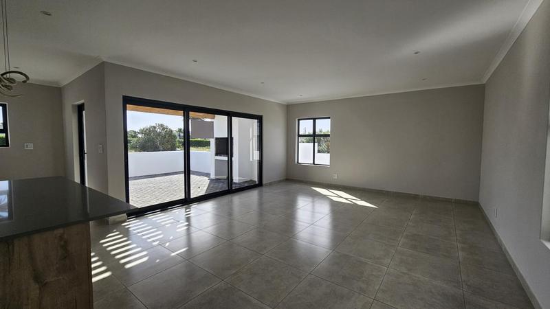 3 Bedroom Property for Sale in Shelley Point Western Cape